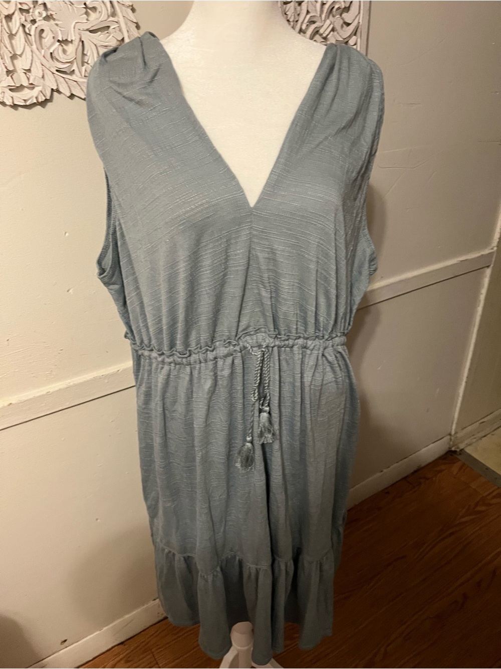Max Studio London grey tiered sleeveless dress